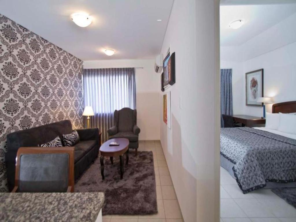 Terranova Suites Santa Cruz de La Sierra Luaran gambar
