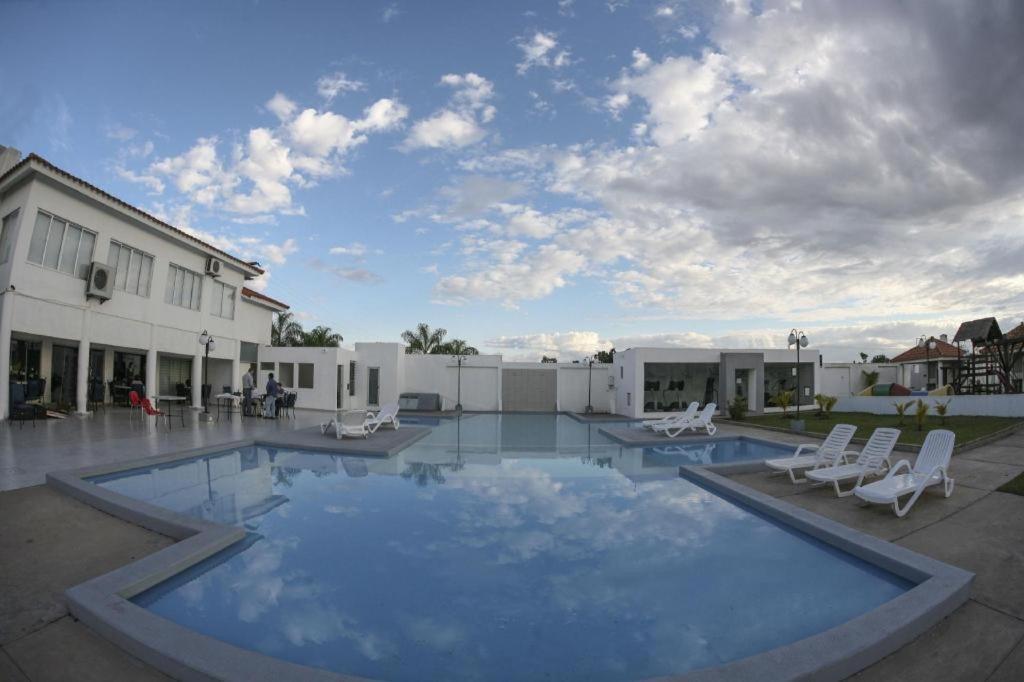 Terranova Suites Santa Cruz de La Sierra Luaran gambar