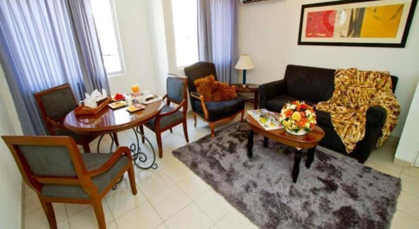 Terranova Suites Santa Cruz de La Sierra Luaran gambar